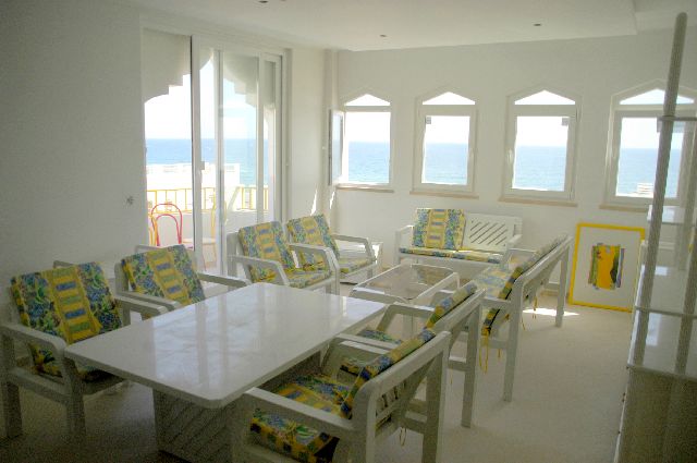 Apartamento na marginal de Quarteira